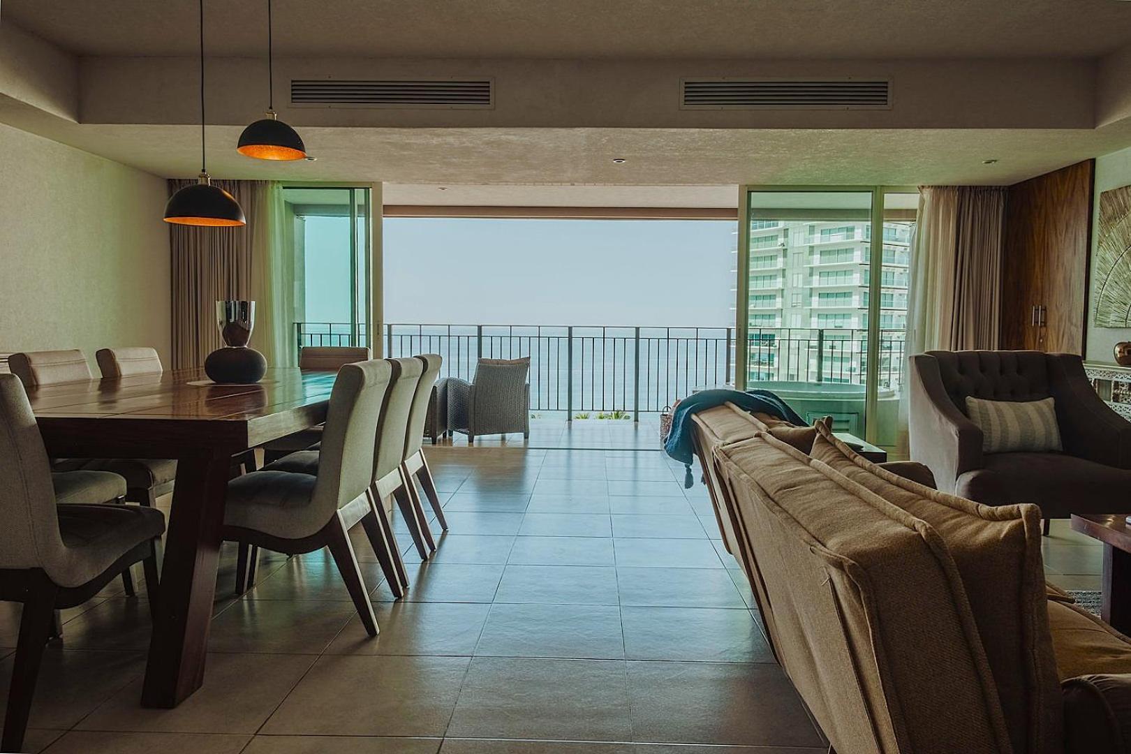 Grand Venetian Beachfront Condos Puerto Vallarta Bagian luar foto