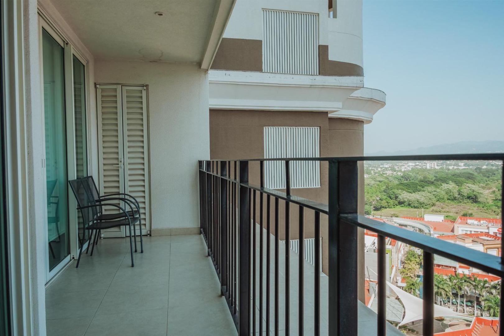 Grand Venetian Beachfront Condos Puerto Vallarta Bagian luar foto