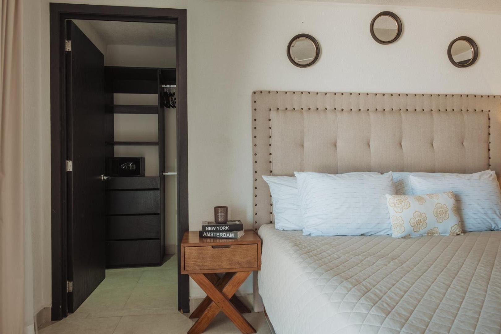Grand Venetian Beachfront Condos Puerto Vallarta Bagian luar foto