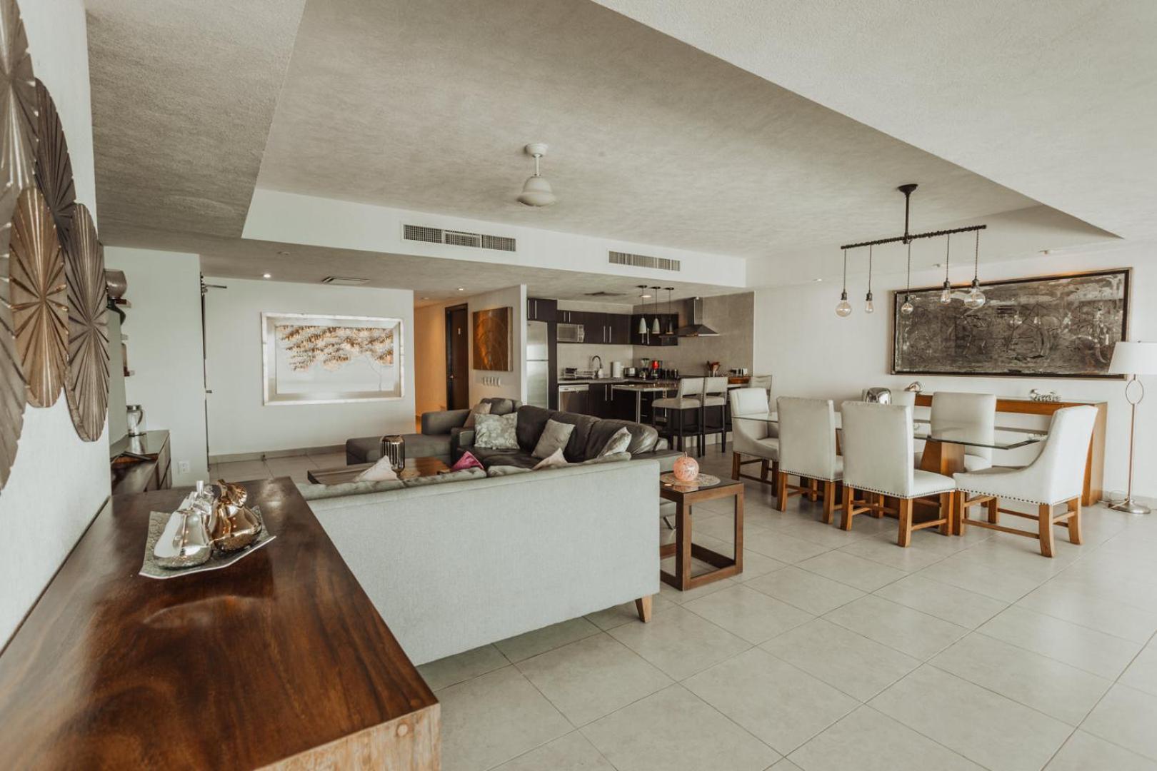 Grand Venetian Beachfront Condos Puerto Vallarta Bagian luar foto
