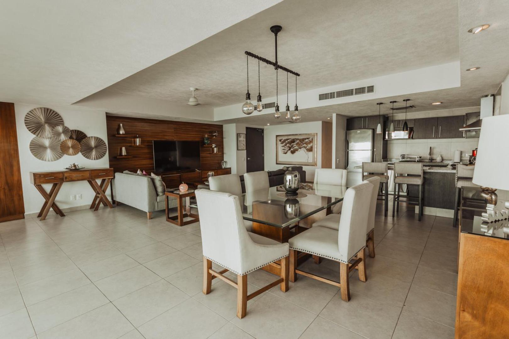 Grand Venetian Beachfront Condos Puerto Vallarta Bagian luar foto